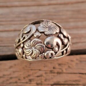 Sterling Open Flourish Flower Openwork Ring